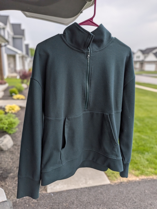 Sweaters - Half-Zip Ribbed Pullover Sweater - Dark Green